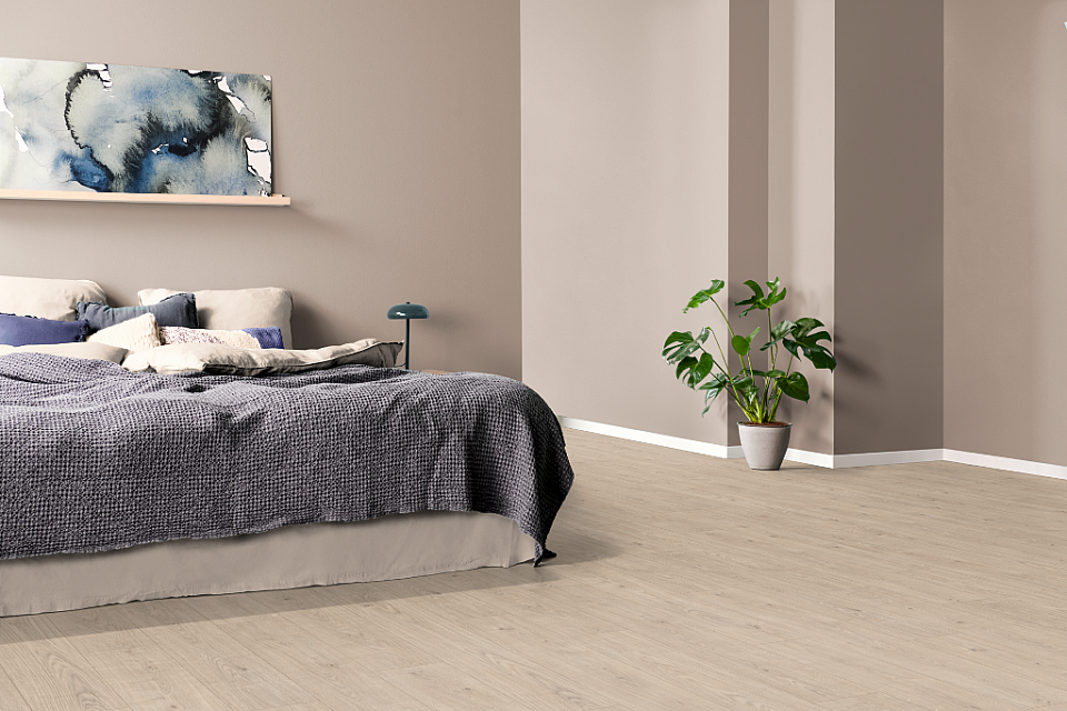 EGGER Basic 31 Dub berdal světlý EL1031