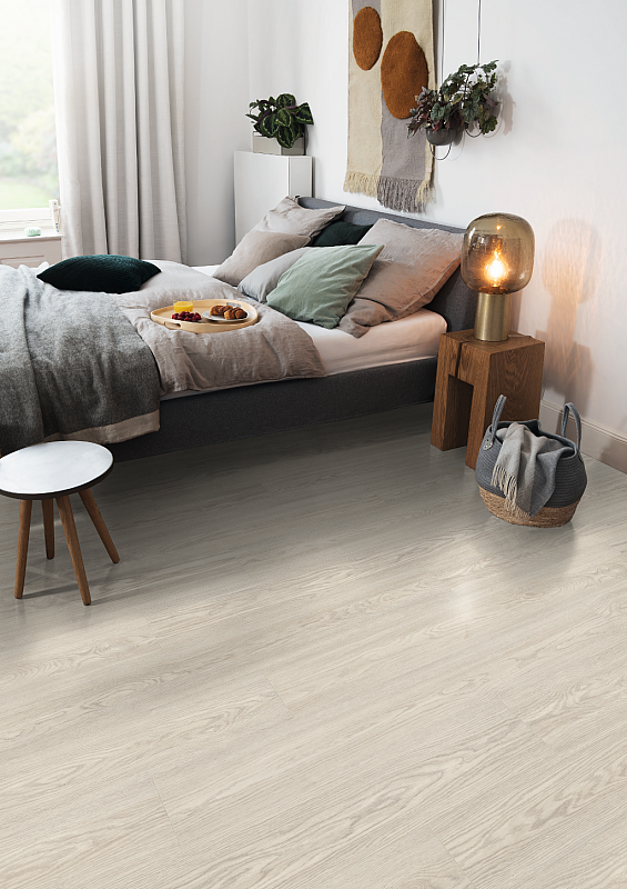 EGGER E-motion aqua 32 Dub soria bílý EL2062