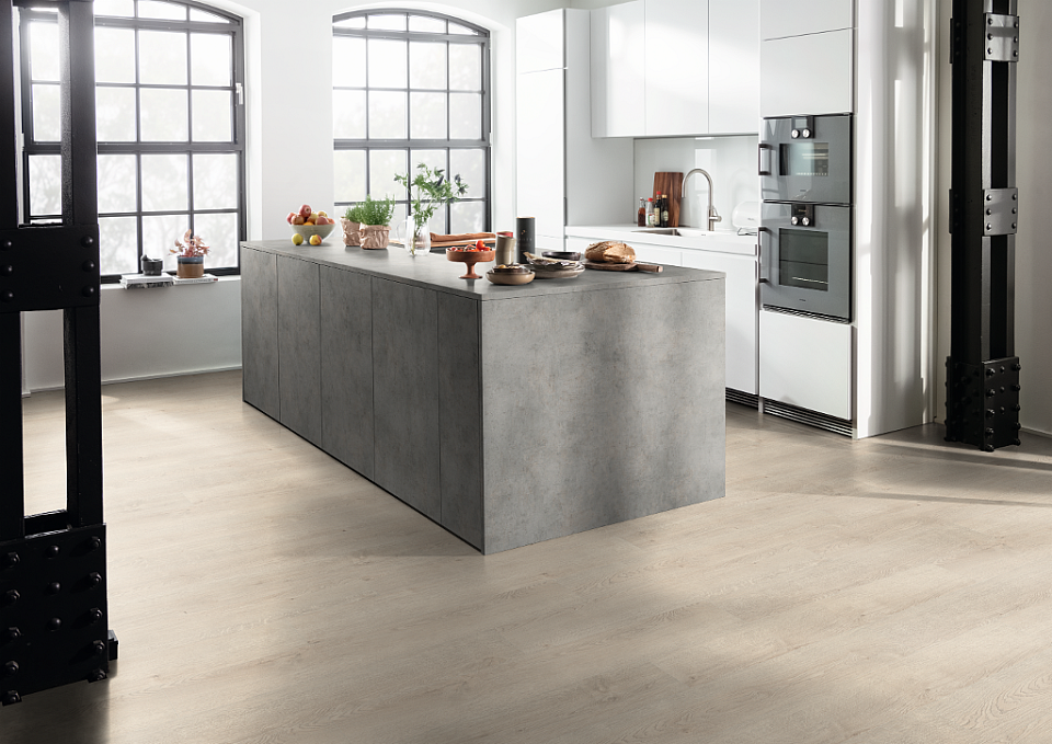 EGGER E-motion aqua 32 Dub newbury bílý EL2034