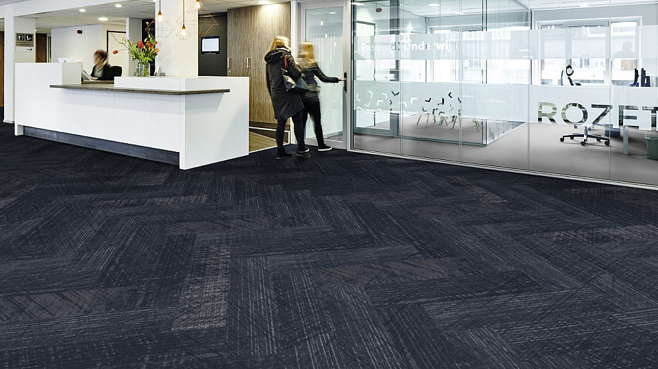FORBO Flotex Planks Refract Obsidian 137001