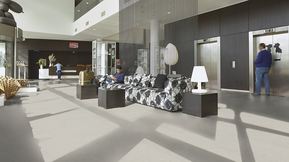 FORBO Marmoleum decibel Silver shadow 386035