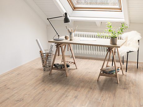EGGER Basic 31 Dub woodwork EL2700