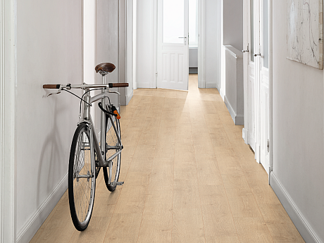 EGGER E-motion aqua 32 Dub newbury světlý EL2035